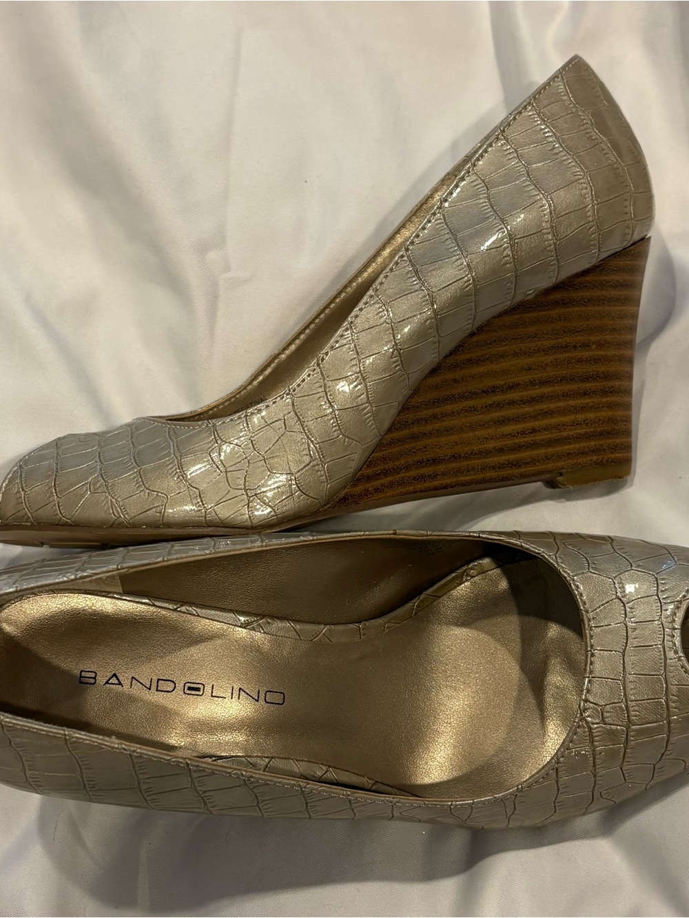 Bandolino Shimmery Taupe Croc-Embossed Wedge Pumps